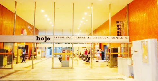Minha vida no cinema incluia pagar o ingresso e assistir aos festivais de Brasília