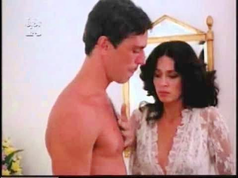 A Dama do Lotação e a sensualidade de Sônia Braga numa cena com Nuno Leal Maia