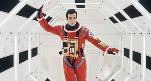 Filmes que previram o futuro com precisão 2 2001 Uma Odisseia no Espaço