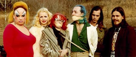 Filmes cult que podem lhe desafiar 2 Pink Flamingos está na lista de filmes cult mais celebrados