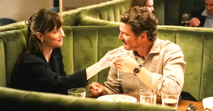 Amores Materialistas